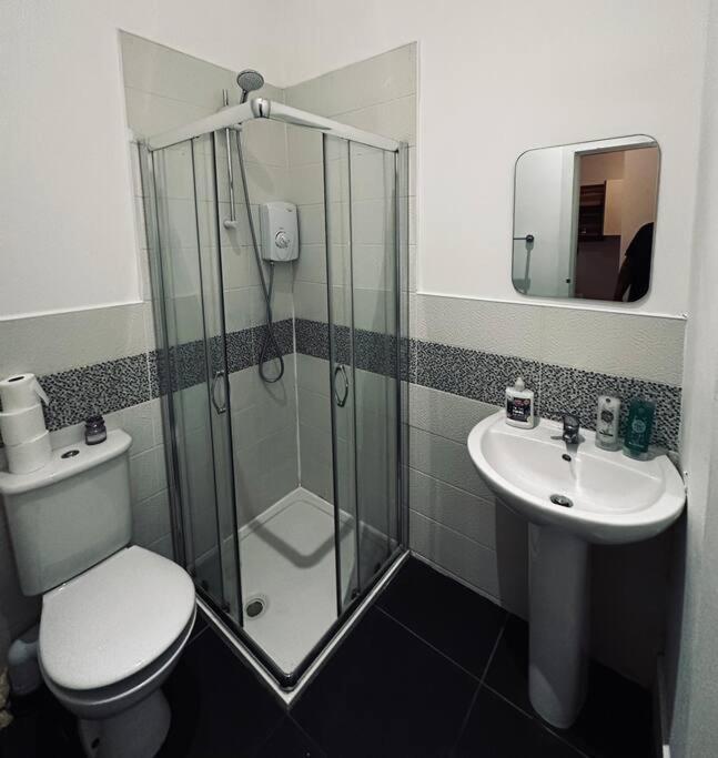 5 Star Luxury Studio Apartment, Big Smart Tv, Wifi, Liverpool City Centre, Easy Access Lock Box Entry! Eksteriør bilde